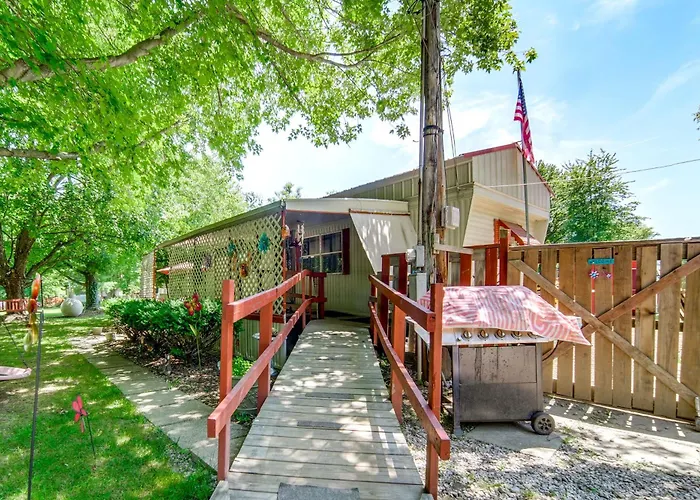 Andover Home Near State Park With Patio And Yard!
